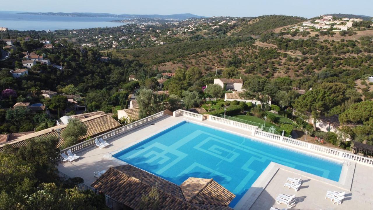 Les Issambres Appart 6 Pers Grande Terrasse Superbe Vue Mer Et Golfe De Saint Tropez, Piscine Zewnętrze zdjęcie